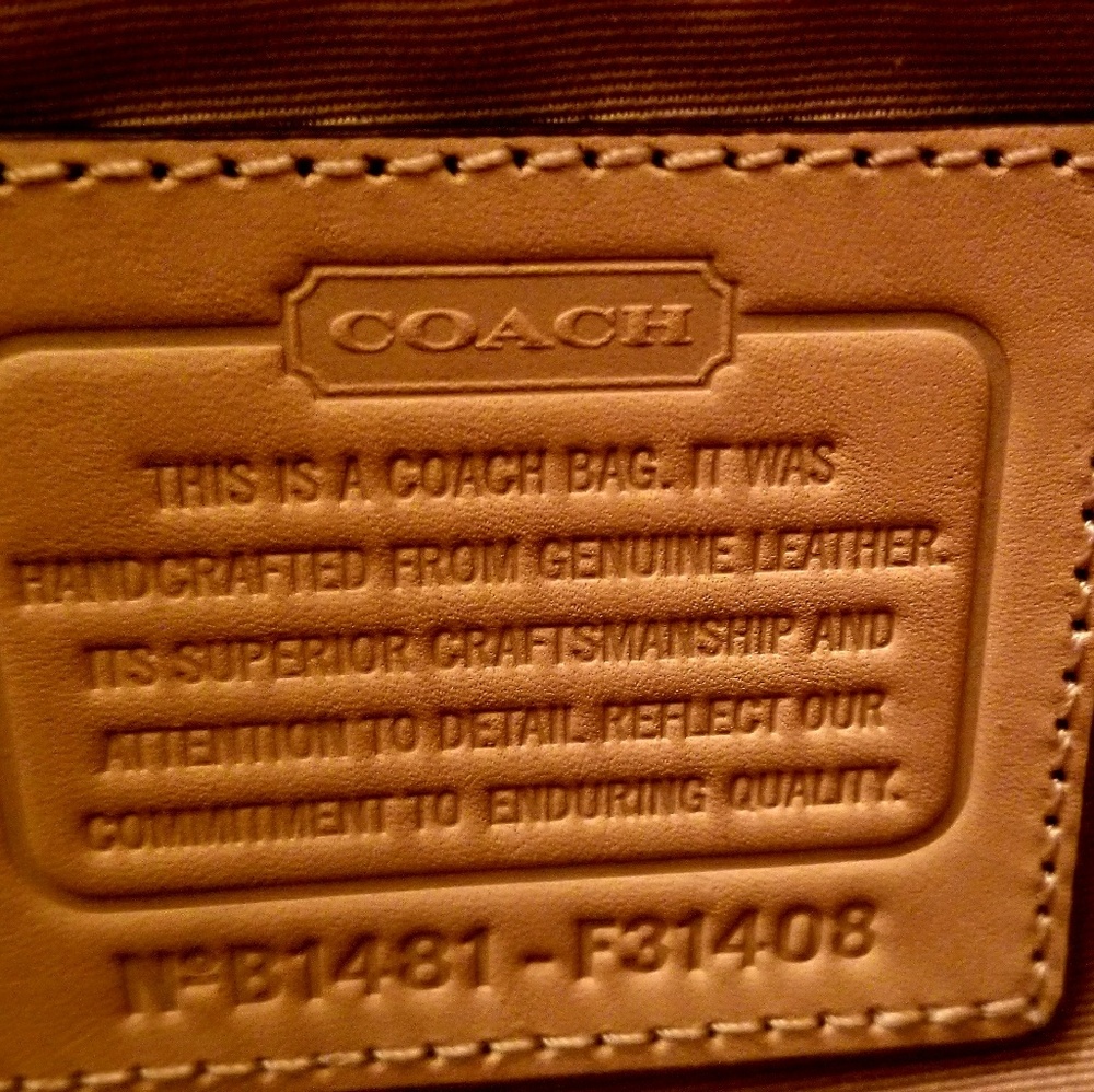 Handbag - Picture 2 of 5